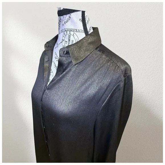 Chico’s Iridescent Sheen Button-Front Blouse – Women’s Size 0 - Picture 9 of 12